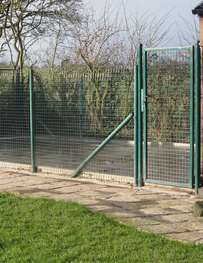 metal fence posts